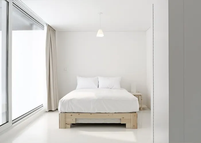 酒店 Small House Big Door Myeongdong 首爾