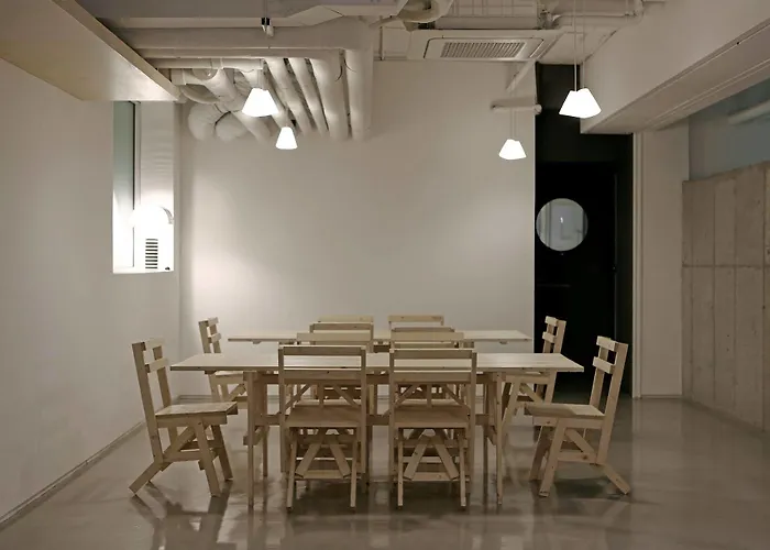 酒店 Small House Big Door Myeongdong 3*