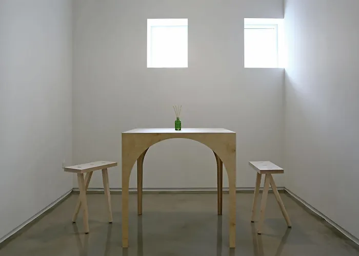 酒店 Small House Big Door Myeongdong 3*