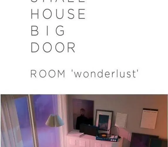 酒店 Small House Big Door Myeongdong